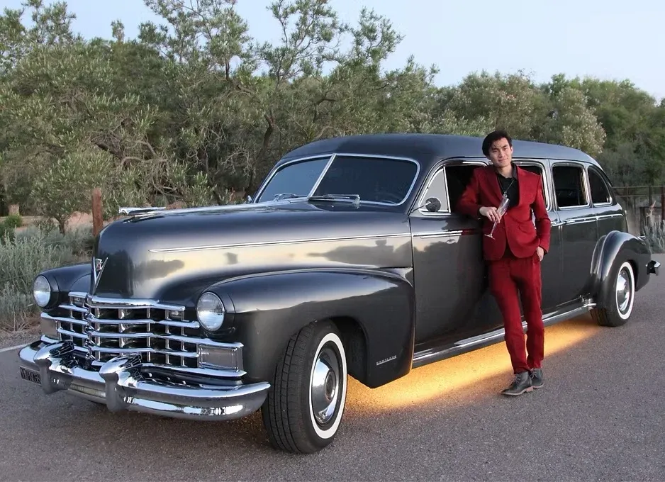 1946 Cadillac Airport Limousine, white – for rent 1946 Cadillac Airport Limousine, white – for rent