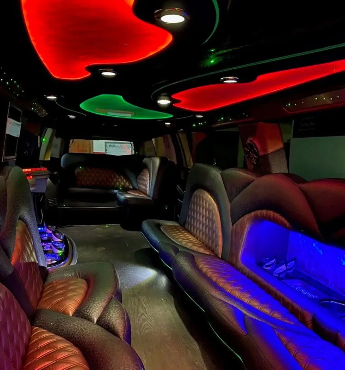 Escalade Limousines, black (10) Escalade Limousines, black (10)
